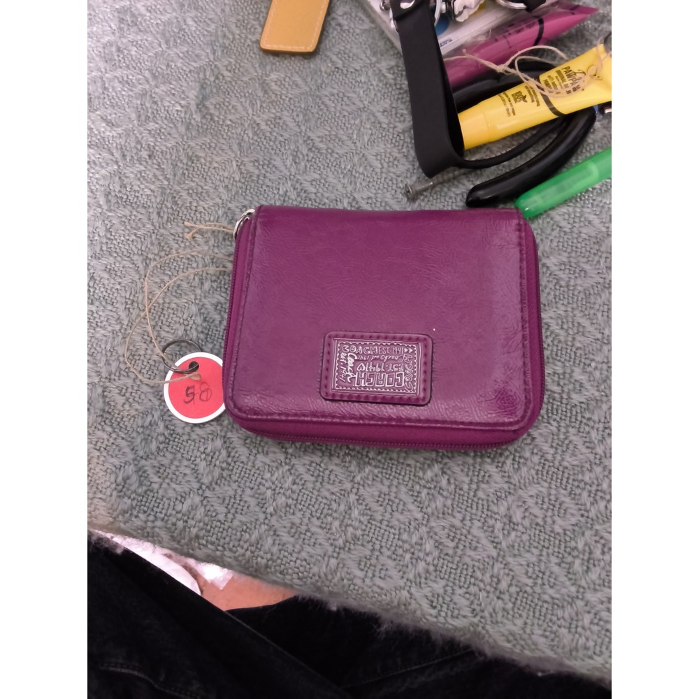 58. Coach Purple Patent Leather Zip Around Wallet Est 1941 Logo Patch Compact
